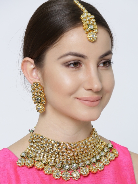 

JEWERA Gold-Toned Kundan-Studded Choker Jewellery Set