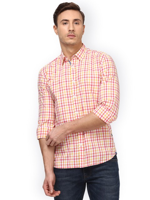 

Parx Men Red & White Slim Fit Checked Casual Shirt