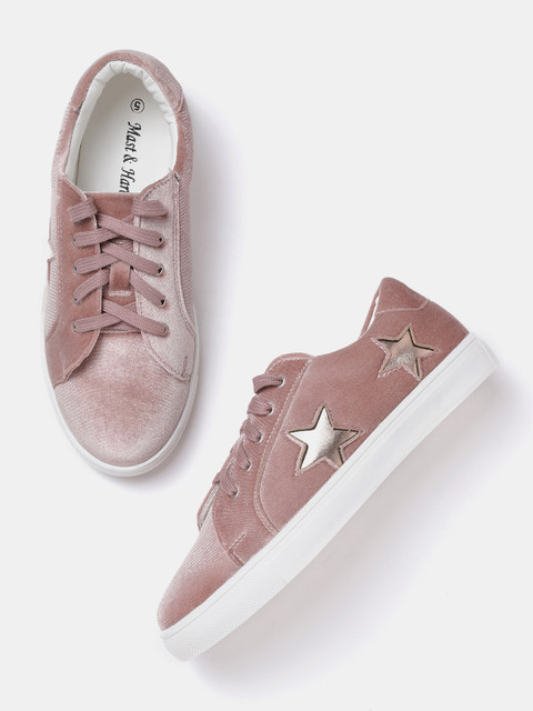 

Mast & Harbour Women Dusty Pink Velvet Sneakers