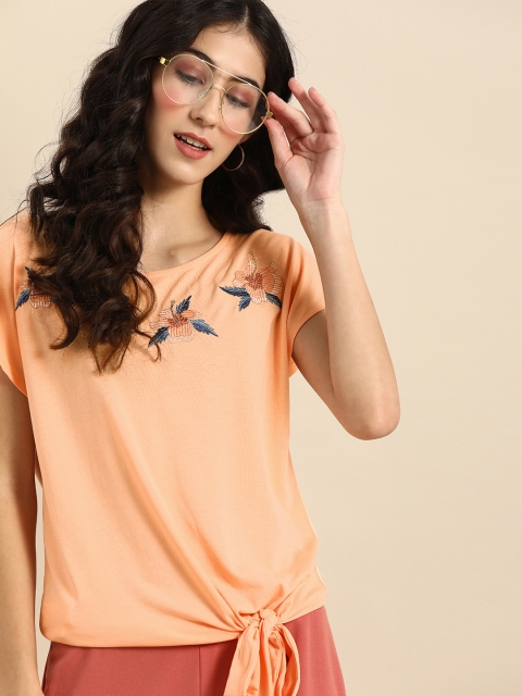

Promod Peach-coloured Embroidered Regular Top