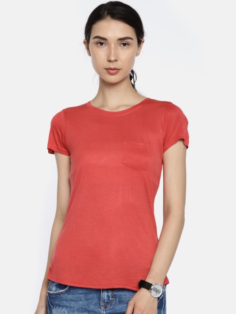 

People Women Red Solid Top