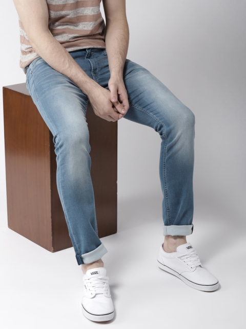 

Mast & Harbour Men Blue Slim Fit Mid-Rise Low Distress Stretchable Jeans