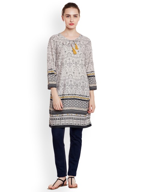 

Oxolloxo Women Beige & Black Printed Tunic