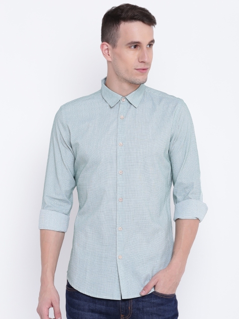 

CAMLA Men Green Regular Fit Self Design Casual Shirt