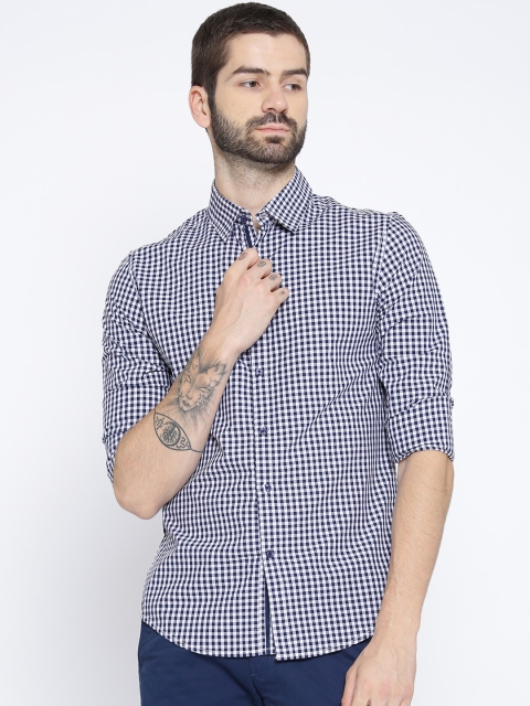 

CAMLA Men Navy & White Checked Casual Shirt, Navy blue