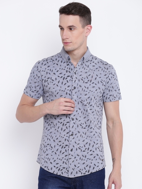 

CAMLA Men Grey Melange & Black Regular Fit Printed Casual Shirt