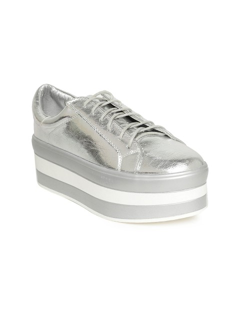 

Madame Women Silver-Toned Flatforms
