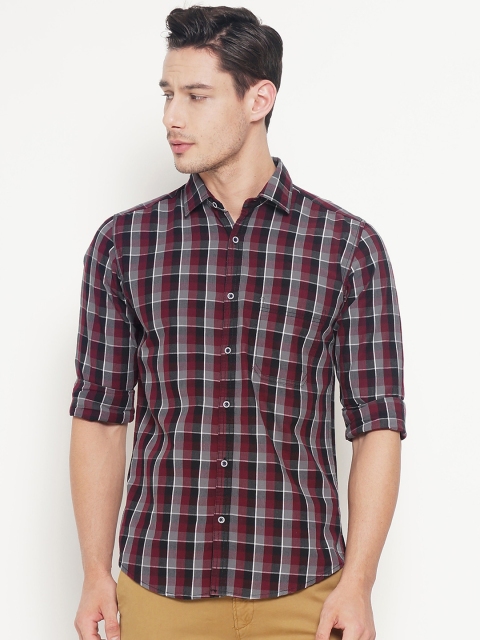 

IVOC Men Grey & Maroon Slim Fit Checked Casual Shirt