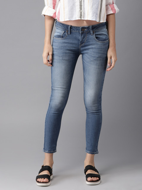 

Moda Rapido Women Blue Skinny Fit Mid-Rise Cropped Clean Look Stretchable Jeans