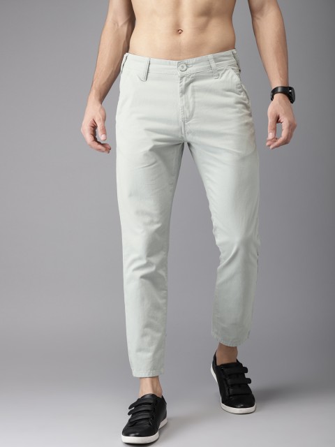 

HERE&NOW Men Grey Slim Fit Solid Cropped Chinos