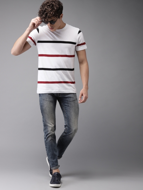 

HERE&NOW Men White & Black Striped Round Neck T-shirt