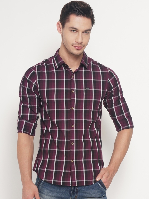 

The Indian Garage Co Men Mauve & Black Slim Fit Checked Casual Shirt