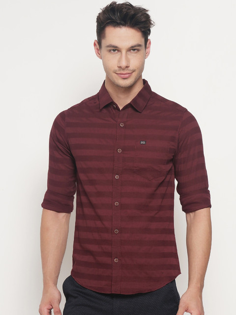

The Indian Garage Co Men Maroon Classic Slim Fit Striped Casual Shirt