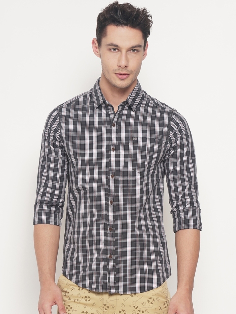 

The Indian Garage Co Men Black & Grey Slim Fit Checked Casual Shirt