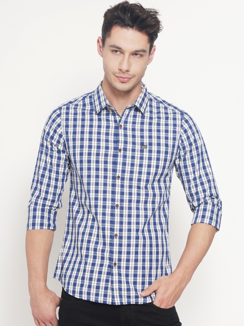 

The Indian Garage Co Men Blue & White Slim Fit Checked Casual Shirt