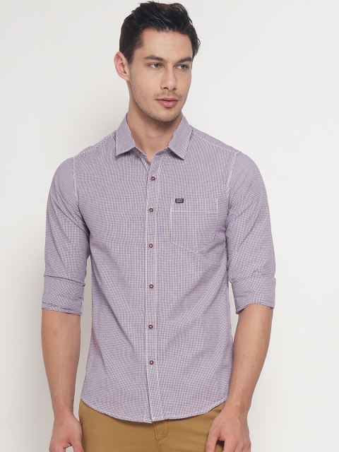 

The Indian Garage Co Men Purple & White Slim Fit Checked Casual Shirt