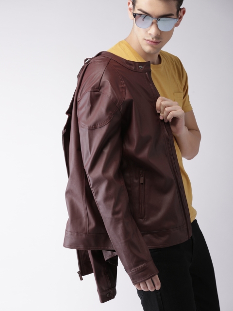 

Harvard Men Burgundy Solid Tailored Jacket