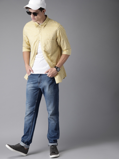 

Moda Rapido Men Yellow Regular Fit Checked Casual Shirt