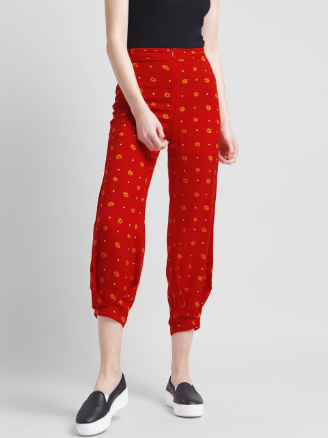 

Zink London Women Red Smart Tapered Fit Printed Regular Trousers