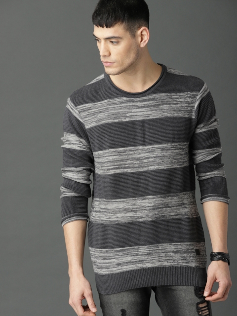 

Roadster Men Grey Striped Pullover