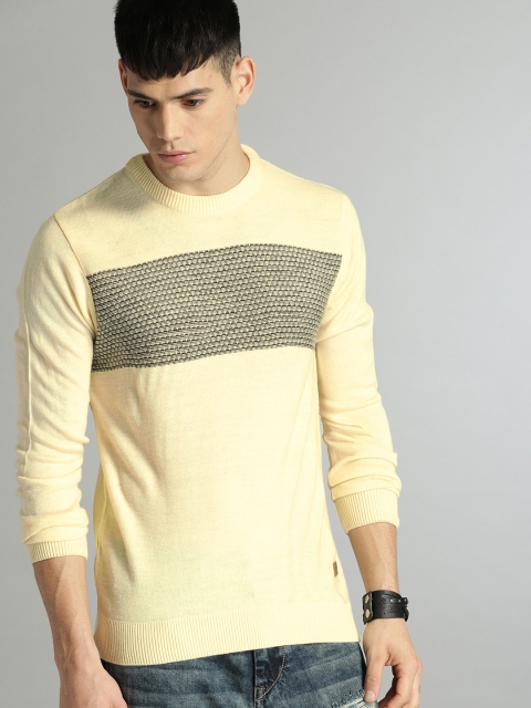 

Roadster Men Cream-Coloured & Grey Solid Pullover with Knitted Pattern