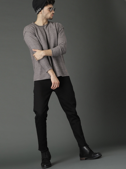 

Roadster Men Grey Solid Pullover