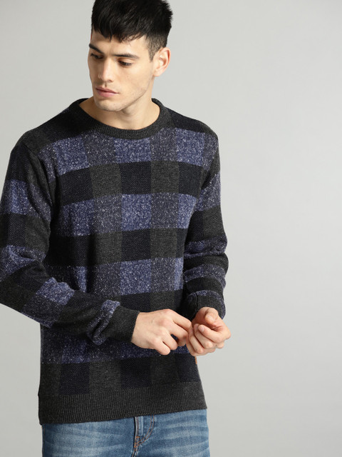 

Roadster Men Charcoal Grey & Purple Checked Sweater