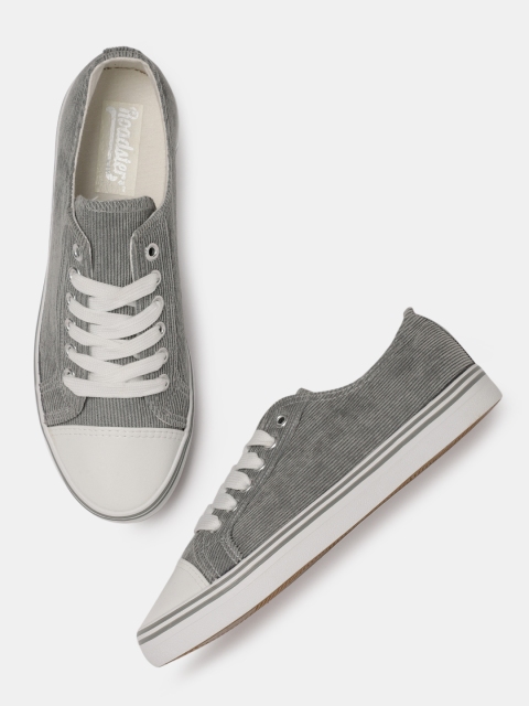 

Roadster Women Grey Sneakers