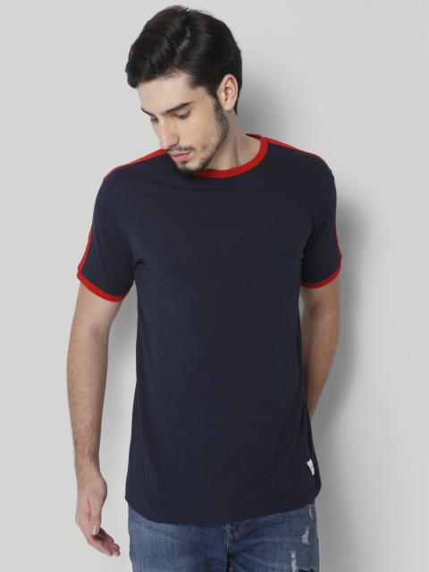 

ONLY & SONS Men Navy Solid Round Neck T-shirt, Navy blue