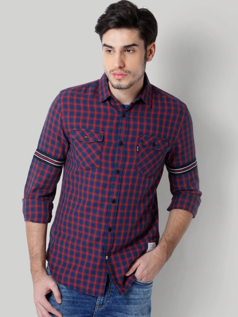 

ONLY & SONS Men Red & Navy Blue Slim Fit Checked Casual Shirt