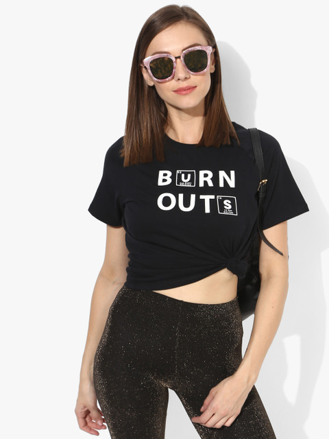 

Levis Women Black Printed Round Neck T-shirt