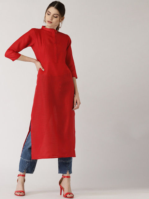 

Libas Women Red Solid Straight Kurta