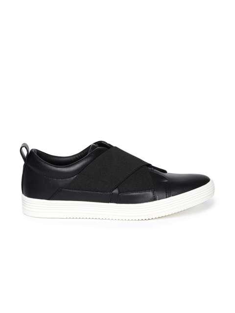 

ether Men Black Slip-On Leather Sneakers