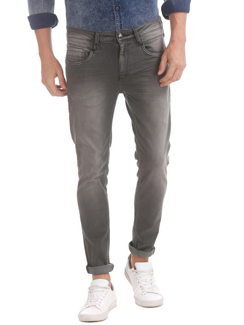 

Ed Hardy Men Grey Slim Fit Mid-Rise Clean Look Jeans