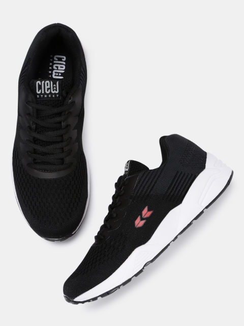 

Crew STREET Men Black Running Shoes