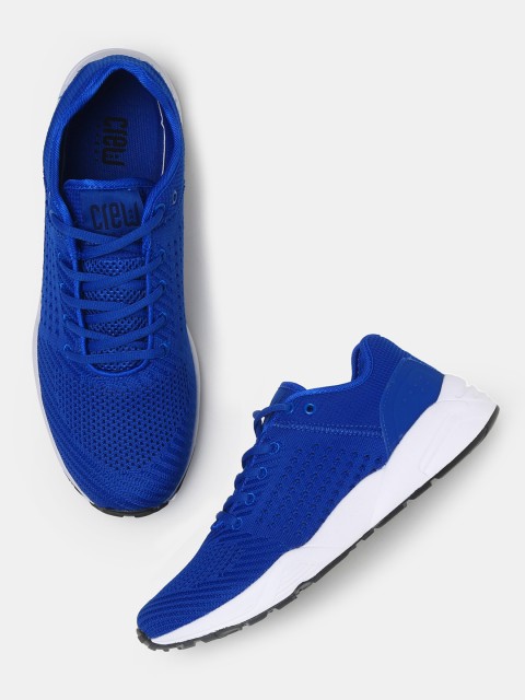 

Crew STREET Men Blue Running Shoes