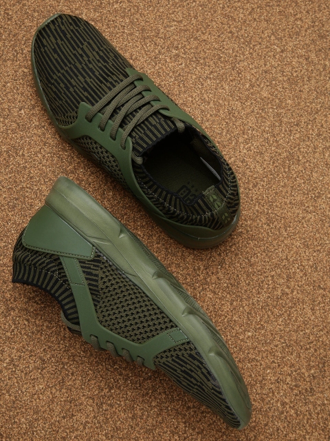

Crew STREET Men Olive Sneakers