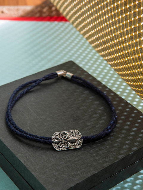 

Dare by Voylla Blue Fabric Silver-Plated Handcrafted Wraparound Bracelet