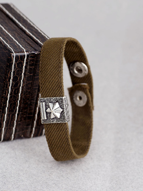 

Dare by Voylla Men Olive Green & Silver-Toned Fabric Silver-Plated Handcrafted Wraparound Bracelet