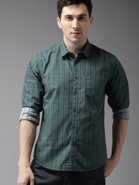 

HERE&NOW Men Green Regular Fit Checked Casual Shirt