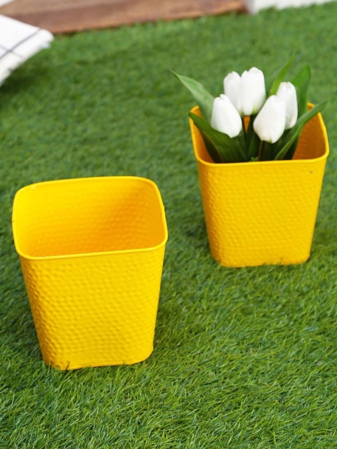 

green girgit Set Of 2 Planters, Yellow