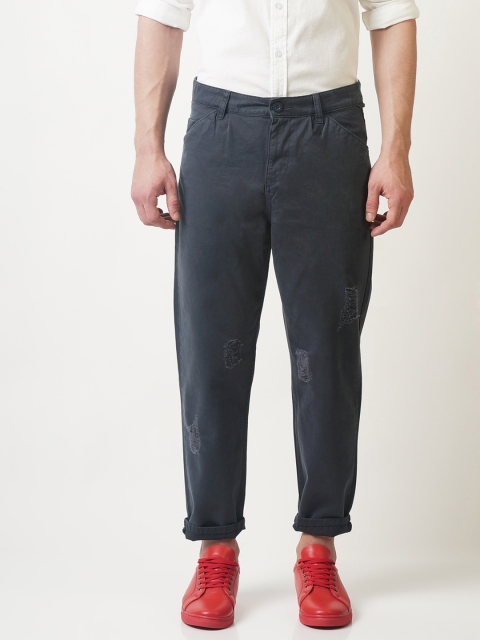 

Blue Saint Men Charcoal Regular Fit Solid Chinos