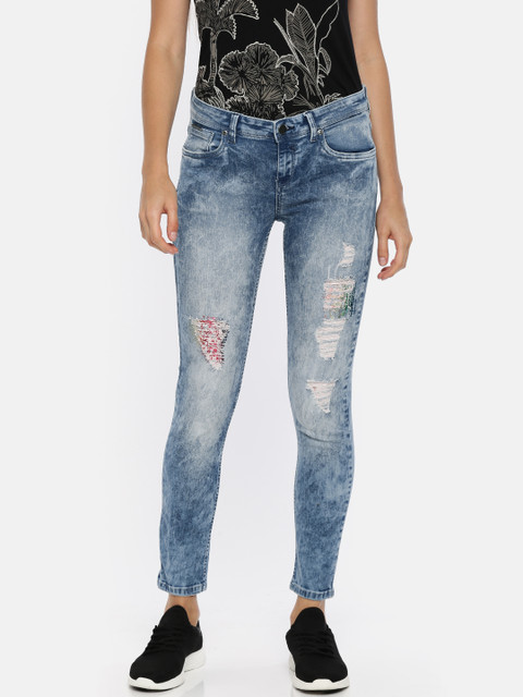 

Ed Hardy Women Blue Slim Fit Mid-Rise Mildly Distressed Stretchable Cropped Jeans