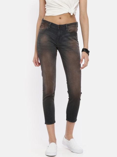 

Ed Hardy Women Charcoal Grey Slim Fit High-Rise Clean Look Stretchable Cropped Jeans