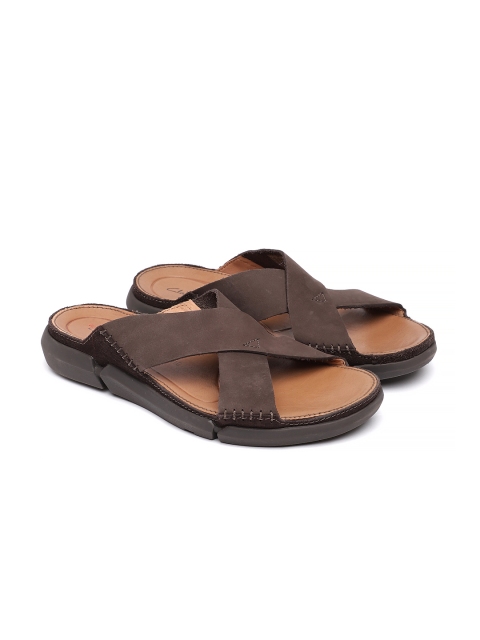 

Clarks Men Brown Trisand Cross Nubuck Comfort Sandals