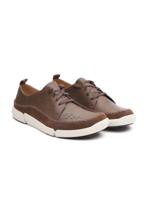 

Clarks Men Brown Leather Derbys