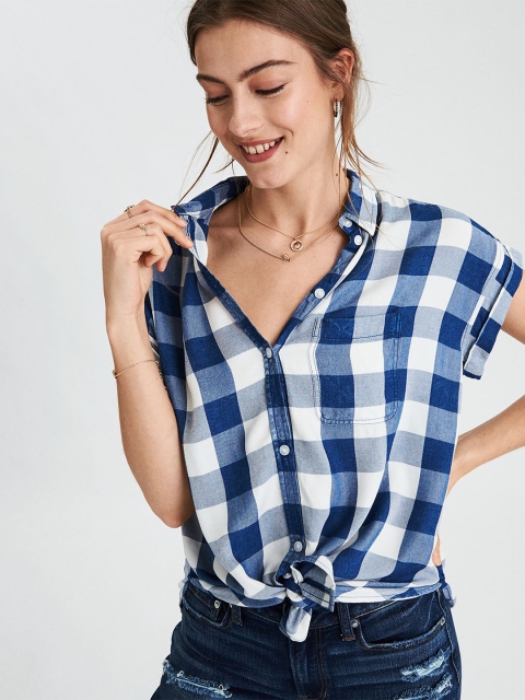 

AMERICAN EAGLE OUTFITTERS Women Blue & Off-White Regular Fit Checked Casual Shirt