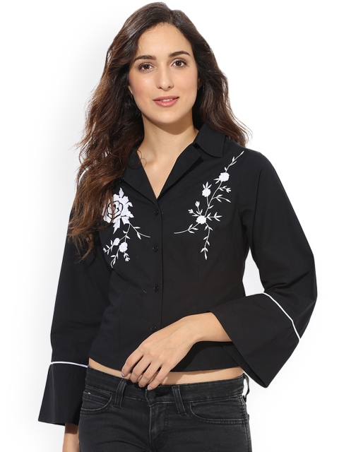 

Heather Hues Women Black Comfort Regular Fit Printed Casual Shirt