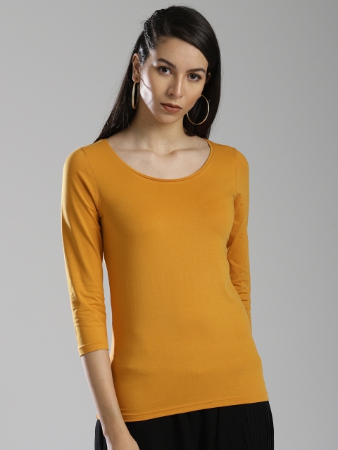 

Bossini Women Orange Solid T-shirt