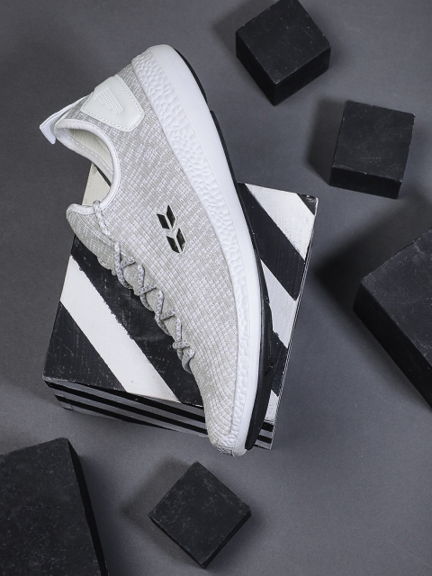 

Crew STREET Men White & Grey Training Shoes